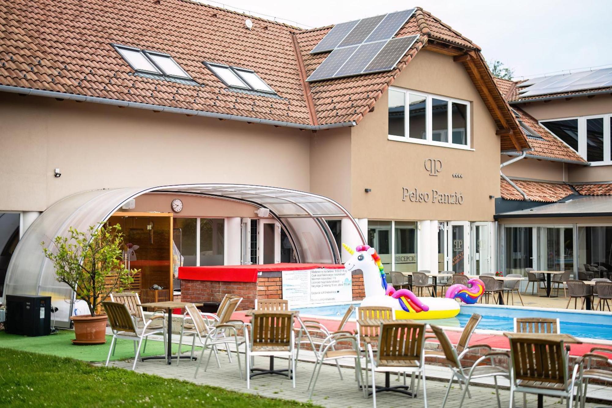 Pelso Panzio Bed & Breakfast Balatonmariafurdo Luaran gambar